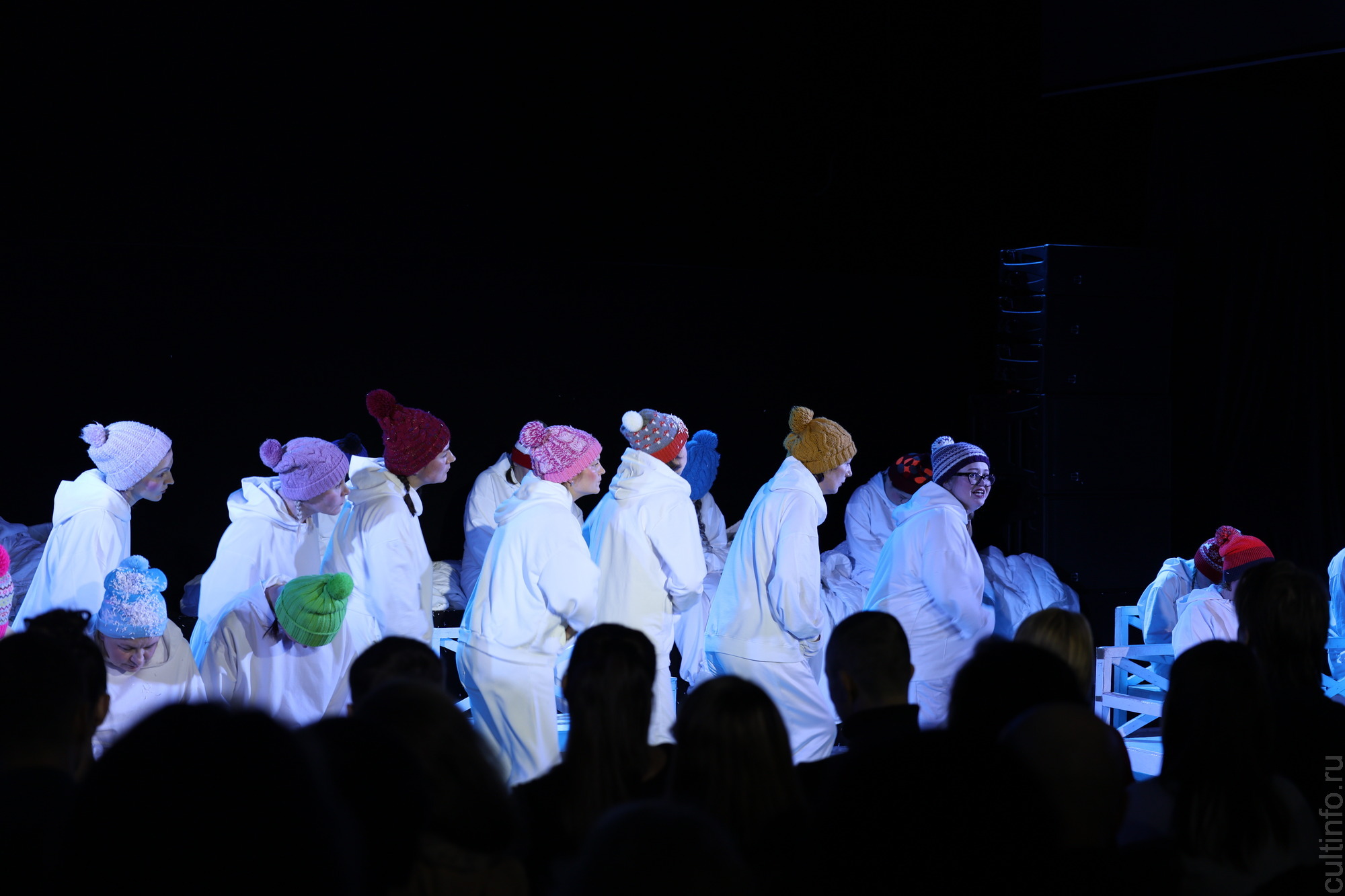 Арт-терапия или сам себе артист: актерская мастерская «Безмаски» набирает команду на очередной поток