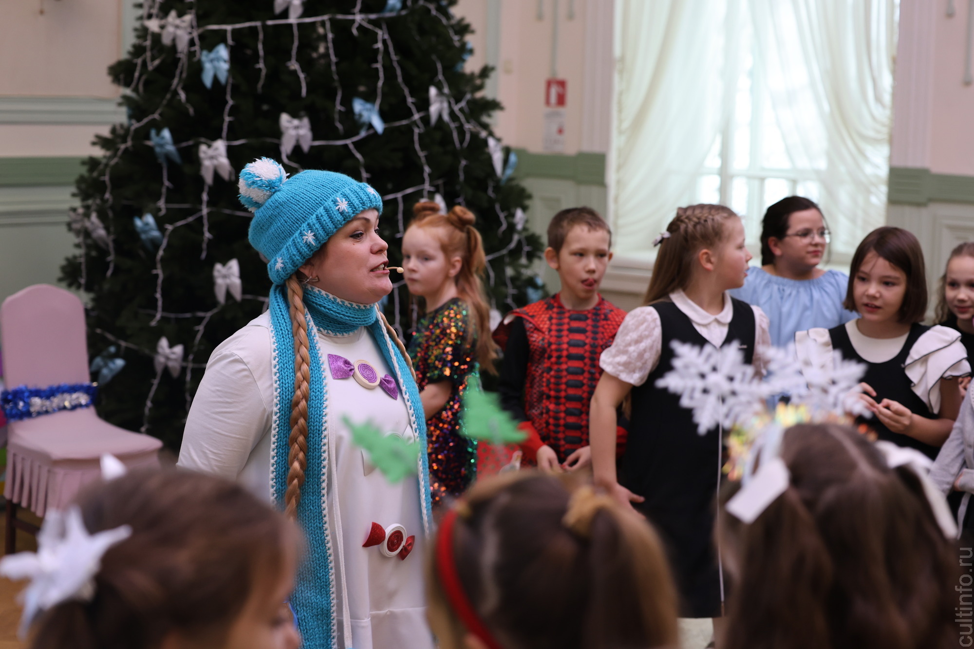 «Сказки Деда Мороза», озвученные самим зимним волшебником, представляет областная детская библиотека