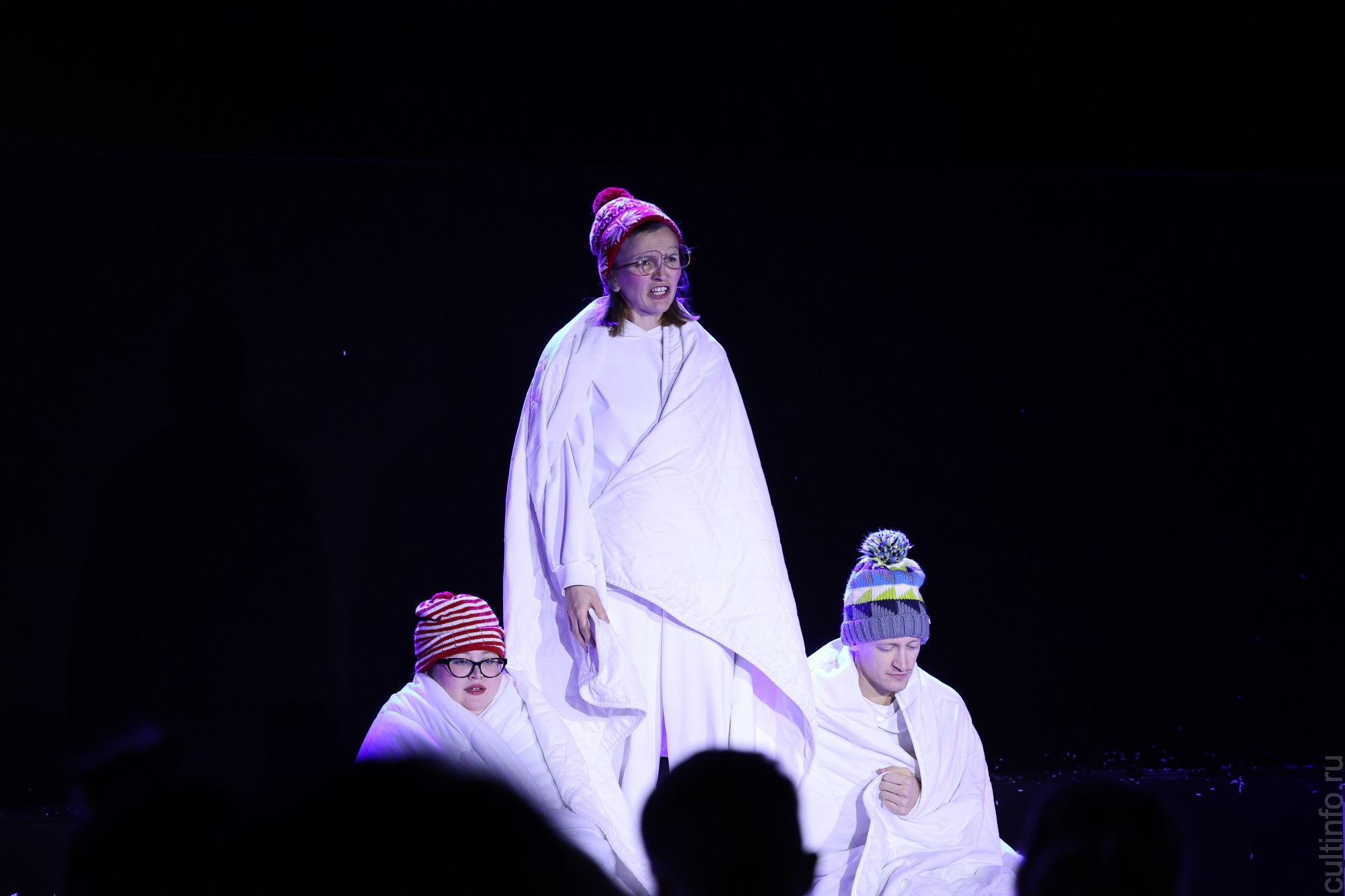 Арт-терапия или сам себе артист: актерская мастерская «Безмаски» набирает команду на очередной поток