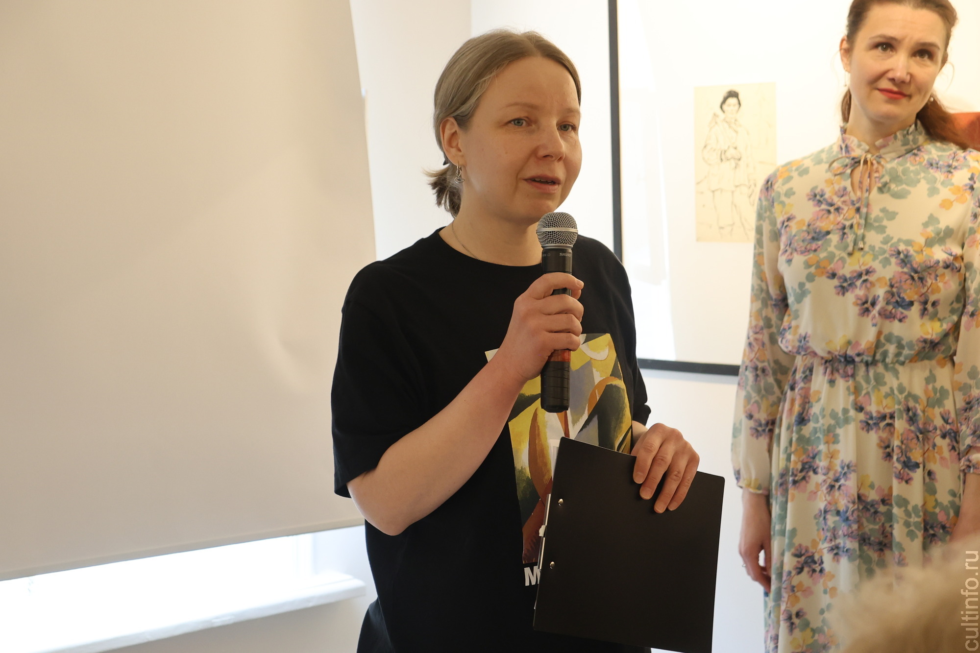 Елена Романова