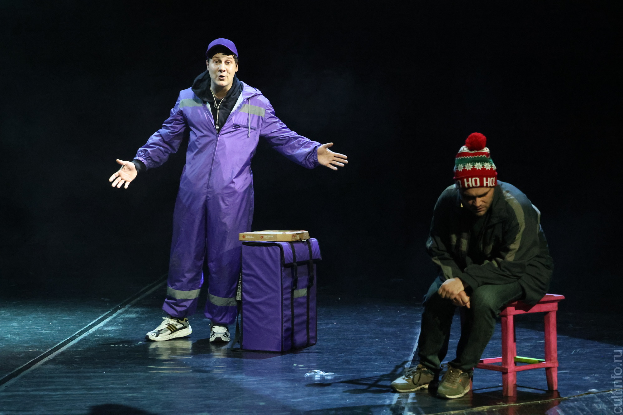 Премьеру «Ураган» по написанной специально для Вологодского театра юного зрителя пьесе представили зрителю