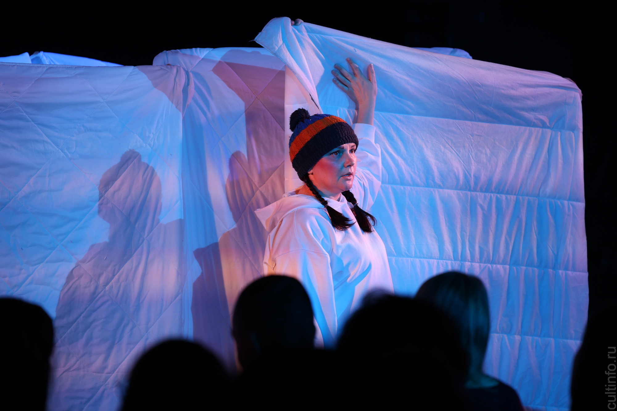 Арт-терапия или сам себе артист: актерская мастерская «Безмаски» набирает команду на очередной поток