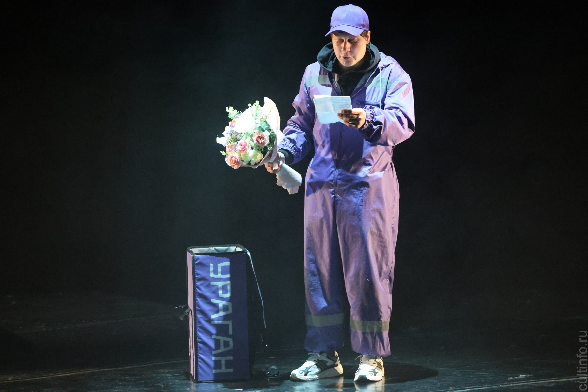 Премьеру «Ураган» по написанной специально для Вологодского театра юного зрителя пьесе представили зрителю