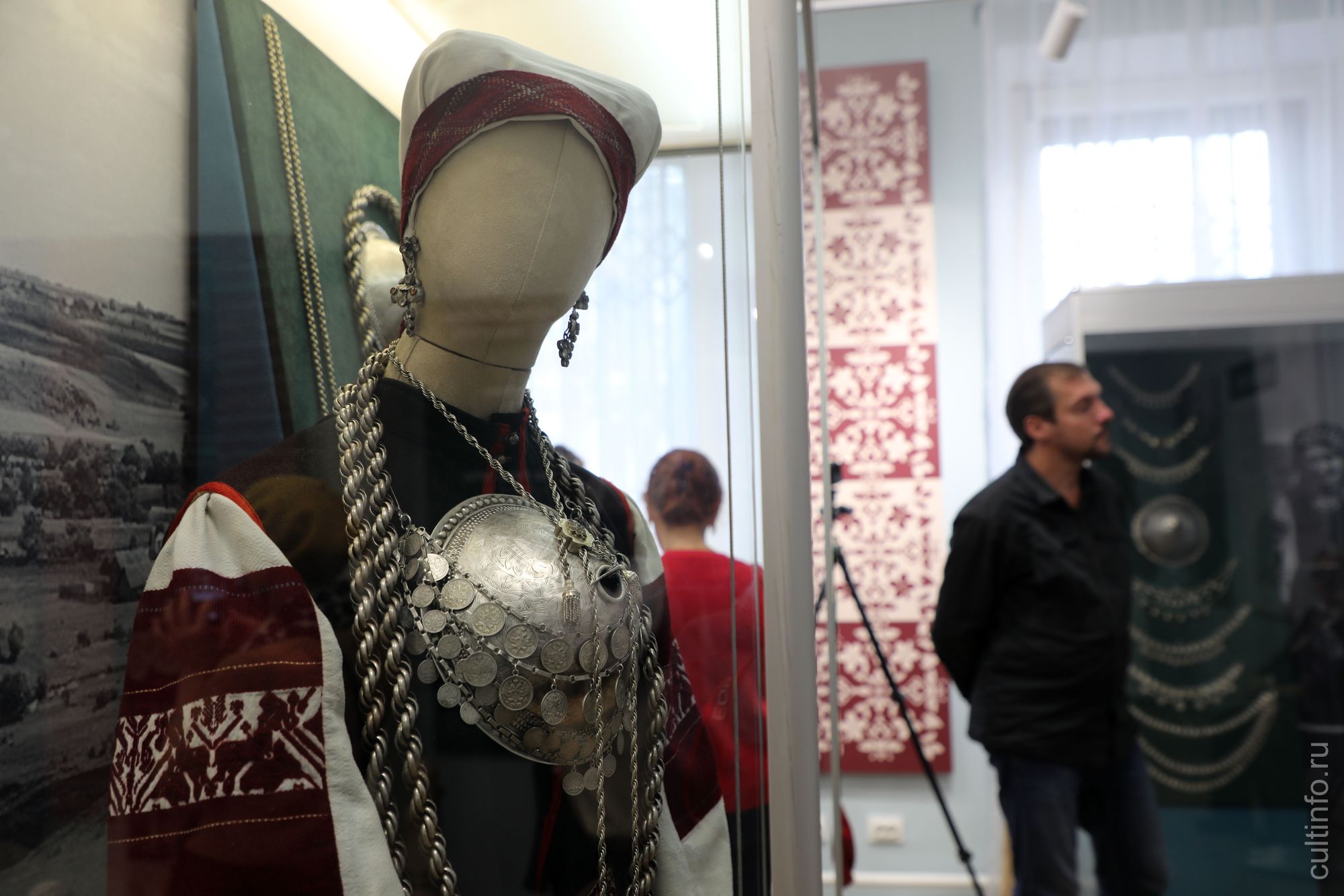 Женщина сето