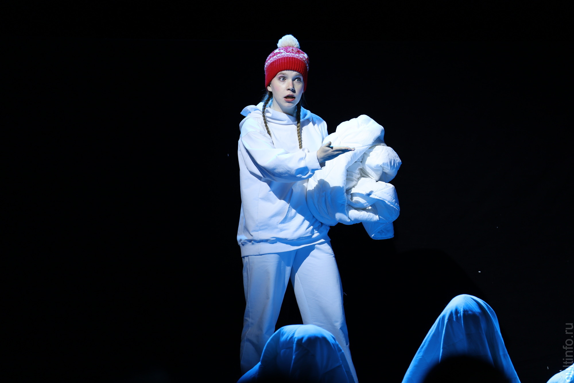 Арт-терапия или сам себе артист: актерская мастерская «Безмаски» набирает команду на очередной поток