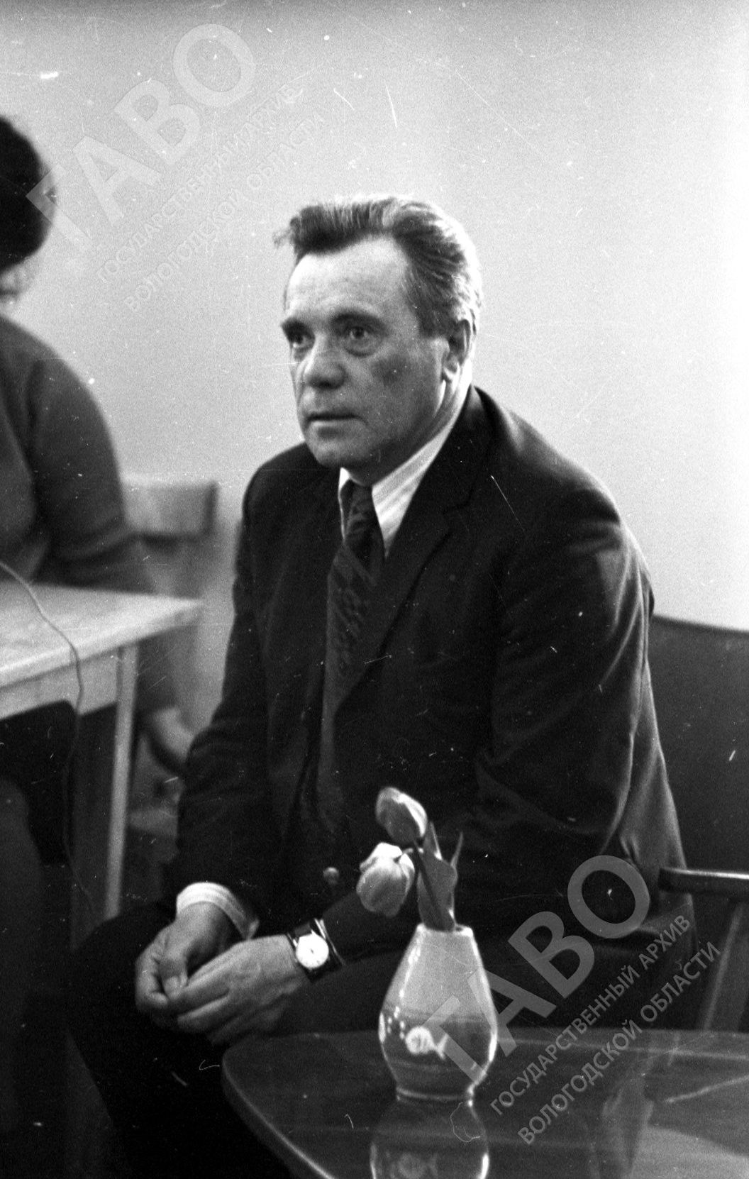 В.П. Астафьев на юбилейном вечере в областной библиотеке. Вологда. 23 апреля 1974 г. Из фондов ГАВО