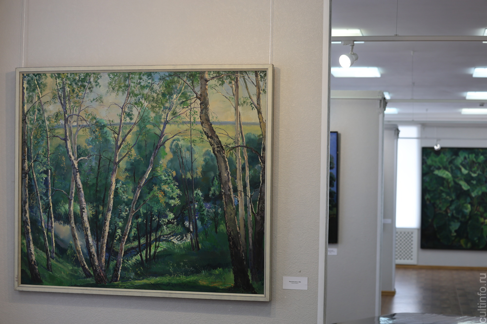 С романтическим реализмом Марии Переяславец знакомит вологжан картинная галерея 