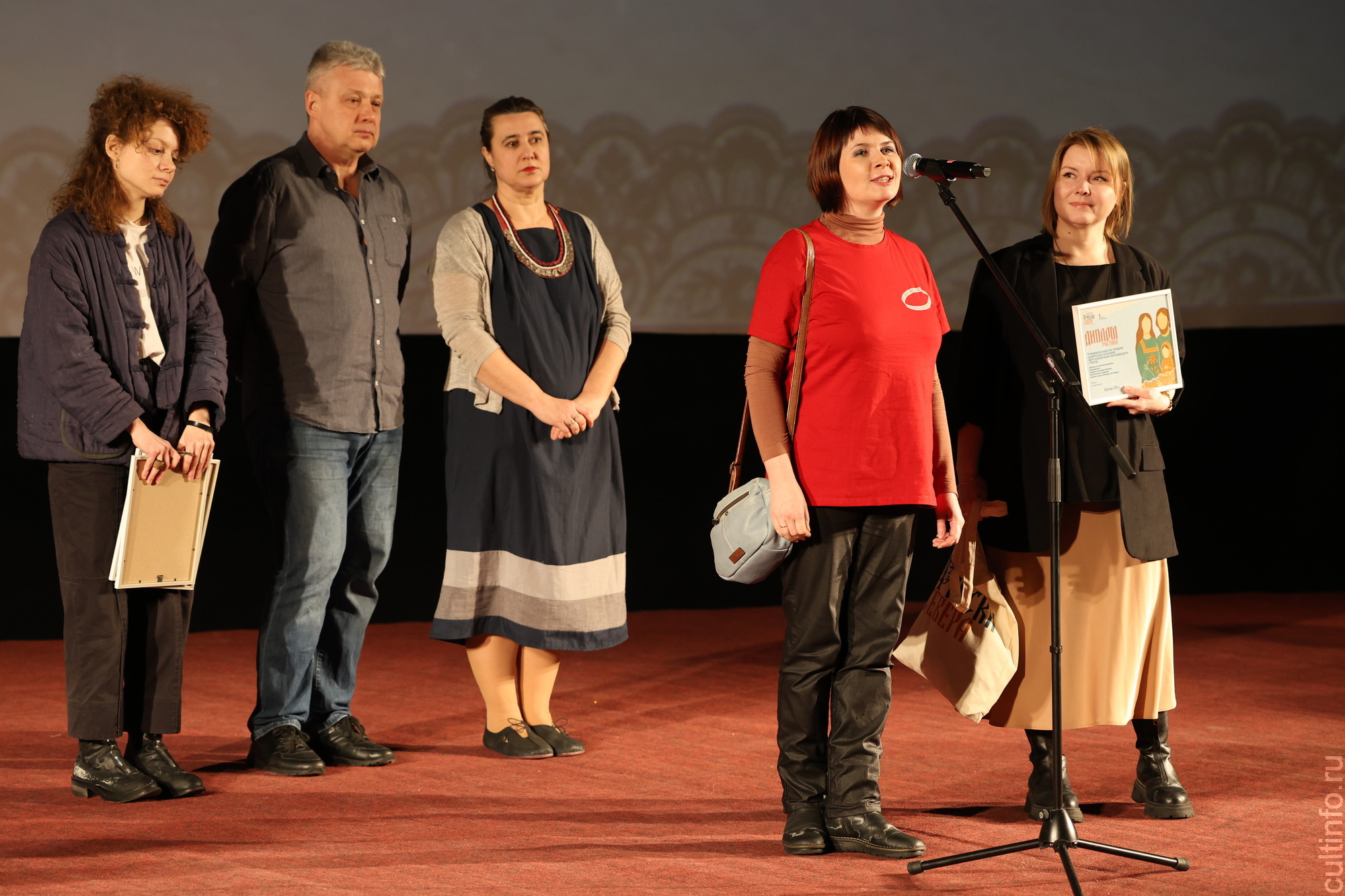 Итоги Международного  фестиваля сказок «Фрески Севера: фольклор и семья» подвели в минувшие выходные в Вологде 