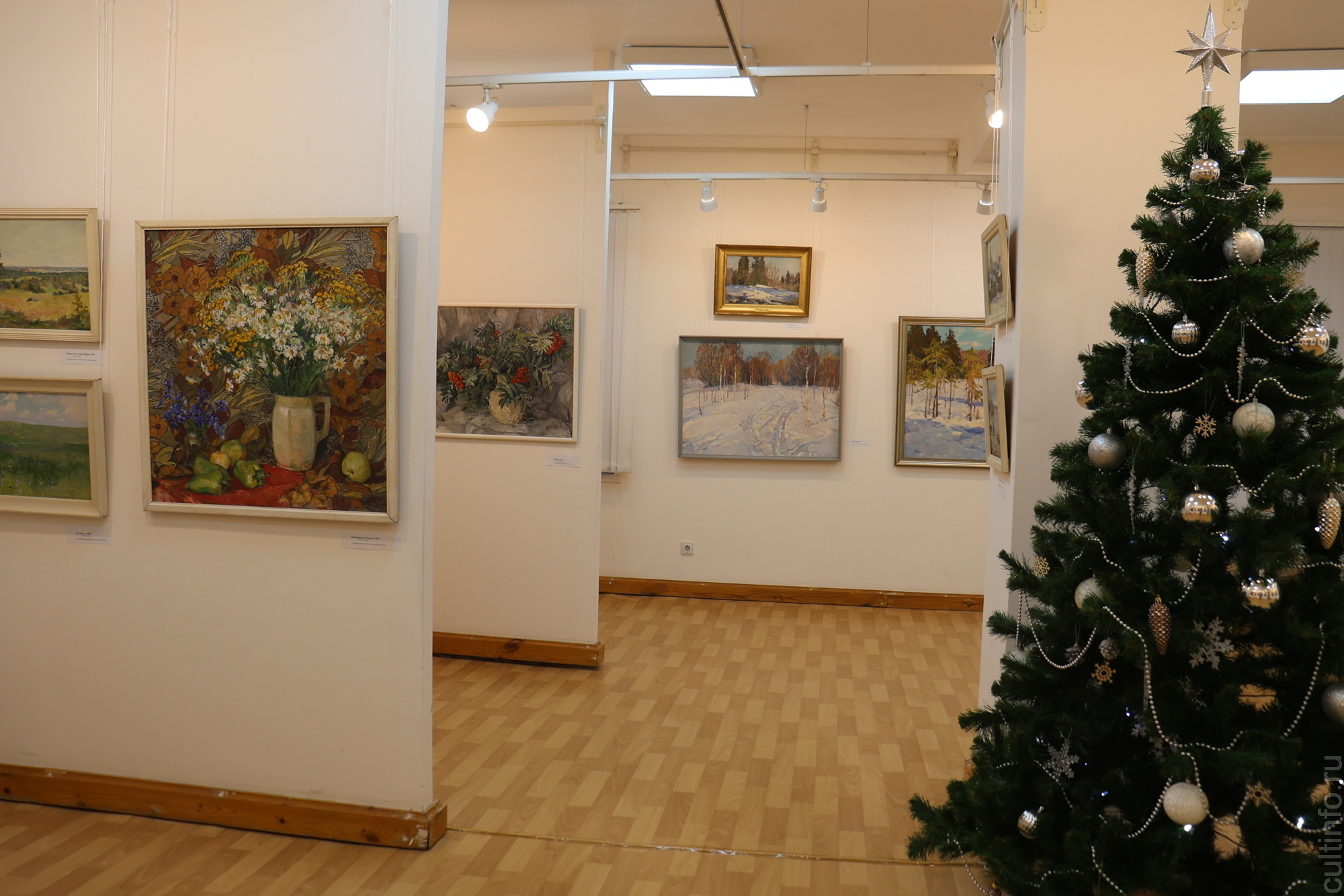 Выставка  «Задушевность» Софии Хрусталевой