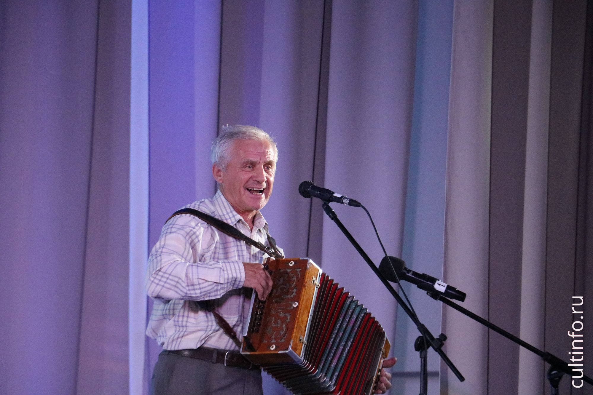 Валентин Кургин